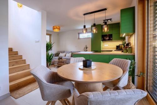 設施, SLAPY HOUSE - pool view in 克戈維斯諾瓦斯科凱斯