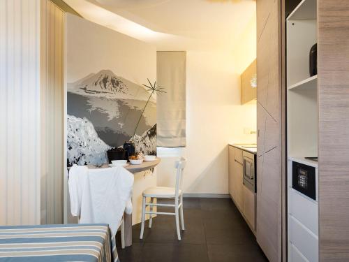Kitchen, Duomo Suites & Spa in Catania City Center