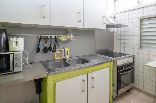 Kitchen, Residence Esses Duplex - Climatise in Les Abymes