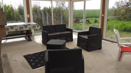 Létesítmények, Quiet spacious cottage in La Ferte-Frenel