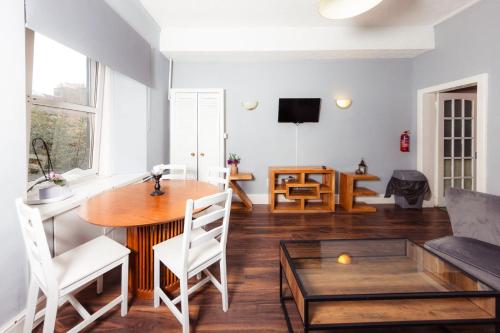 Cosy Central Apartment by the Meadows 8, Edynburg (zdjęcie 5)