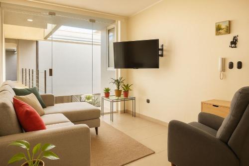 Costa Rica, San Jose, Pinares Luxe Apt Near Elite Clinics in Pinares