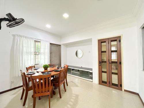 Gathering Corner House with 6 Rooms upto 16Pax by Manhattan Group, Kuala Lumpur (fotografie 9)