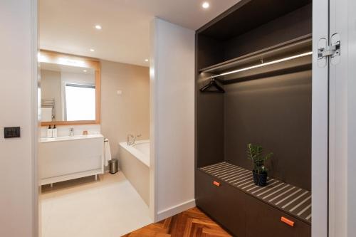 Crowne Plaza Podgorica by IHG Room Type - Diplomatic King Suite