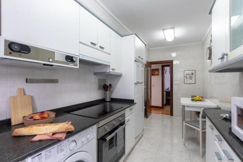 POLITTE amplio apartamento & garaje - el Casco Viejo a tus pies, Bilbao (photo 10)