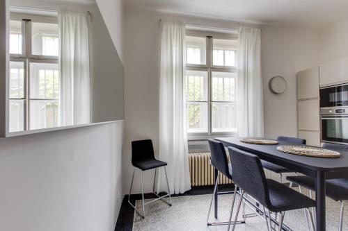 Large Garden Villa Suite Business-Leisure-Sports, Прага (фото 4)