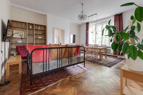 Large Garden Villa Suite Business-Leisure-Sports, Прага (фото 5)
