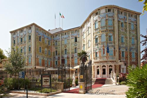  Ausonia Hungaria Wellness & Lifestyle in Lido di Venezia