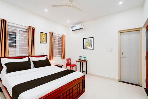 Super Collection O 8th Mile Christ University Yeshwantpur in Peeniya