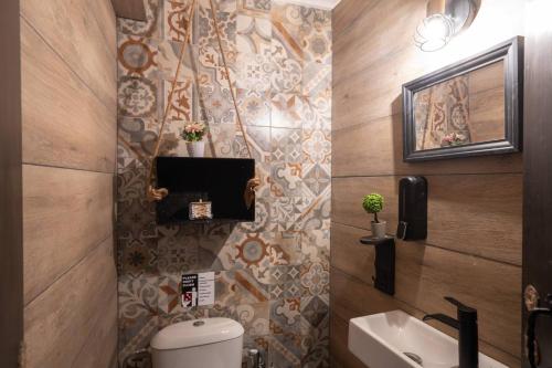 3BR Private House with 3 Bathrooms & Amazing Balcony - image 10