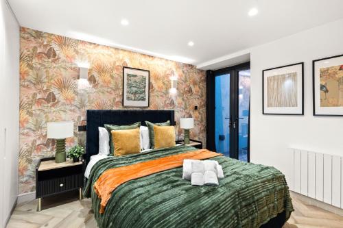 Fulham Luxurious Duplex Heaven Gateway With Patio, London