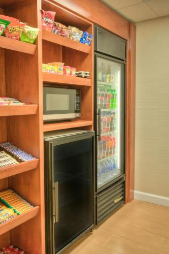 Fairfield Inn & Suites Raleigh Crabtree Valley - image 12
