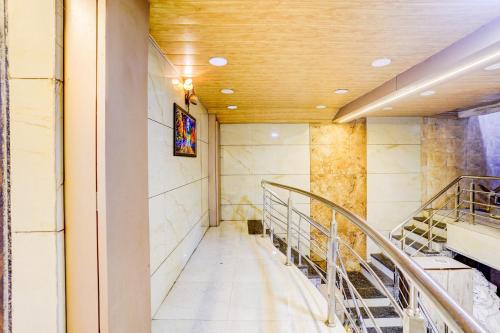 Lobby, Hotel O Ambedkar Chowk Ulhasnagar in Ulhasnagar
