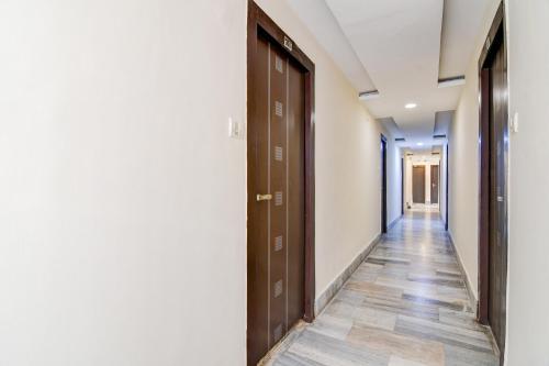 Αίθουσα υποδοχής, Super Hotel O Sarat Bose Road formerly Shree Guest House in Κολκατα