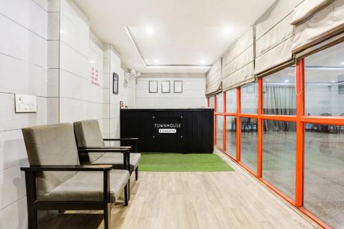 로비, Super Townhouse Rohini Sector 23 in New Delhi