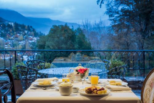 Exterior view, Paraiso Casa de Montana in San Martin De Los Andes