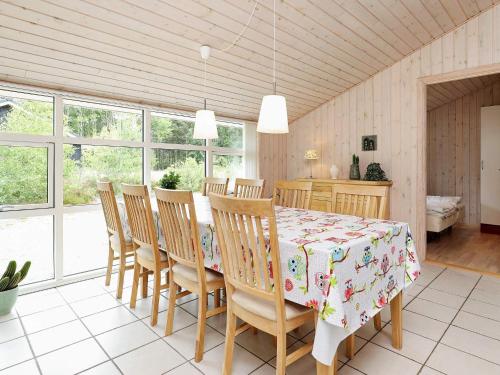 8 person holiday home in Hals-By Traum in Hals