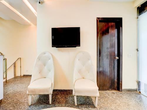Townhouse Oak Pitampura West Enclave photo 5