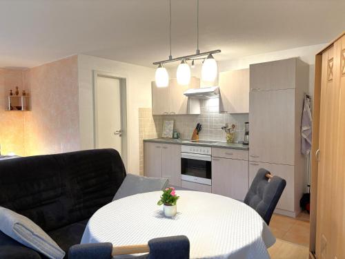 مطبخ, Urlaub bei Schünemanns (Urlaub bei Schunemanns) in كورسواندت