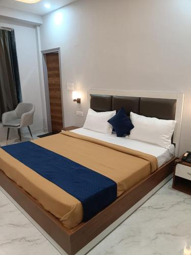 Hotel Kamboj in Kharar