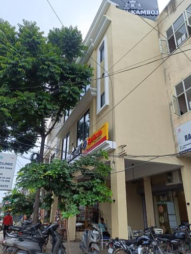 Hotel Kamboj in Kharar