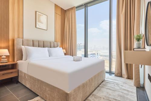 STAY BY LATINEM Luxury 1BR Plus Study Holiday Home CB 1013 Near Burj Khalifa, Dubái (foto 7)
