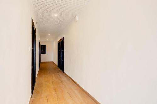 Lobby, Super Townhouse Balua Road Pahadiya in Varanasi