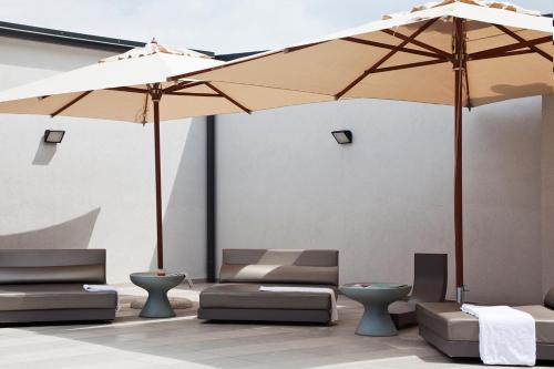 Zambala Luxury Residence - image 11