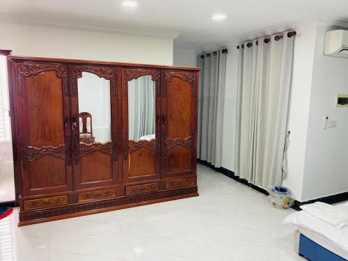 J Guesthouse and Restaurant in Sangkat Boeng Tumpun