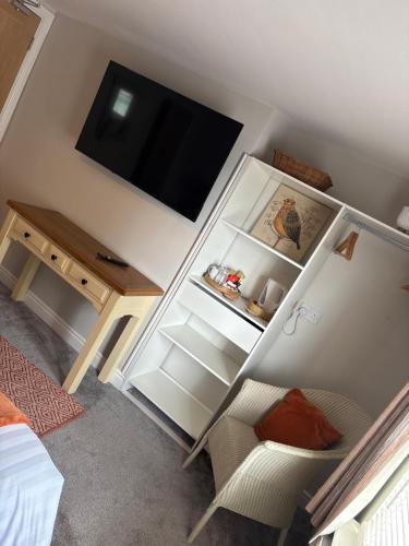 The Anchor Inn - image 13