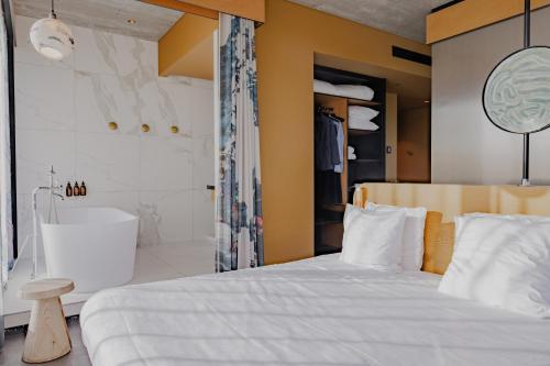 Mix Brussels --Gym & Wellness for adults only-- - image 9