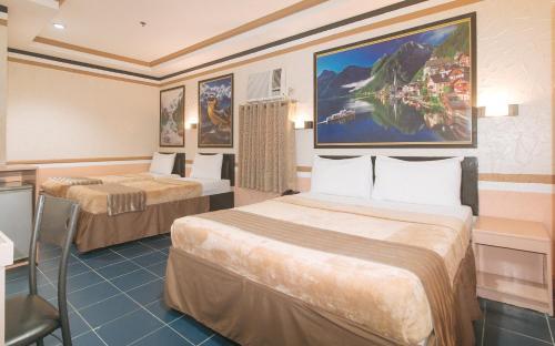 room detail thumbnail 0