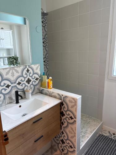 Bagno, Renovated F3 Parking Clim Nice Mont Boron in Monte Boron