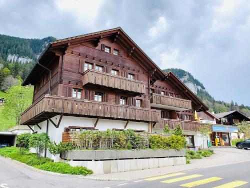 Chalet 3 - Quiet and unique near Interlaken, Beatenberg (photo 6)