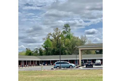 Lake Seminole Inn By Belvilla Marianna Hwy 90