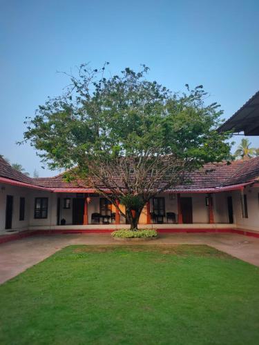 Akkara Homestay