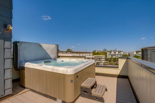 Rooftop Deck and Hot Tub Walkable Denver Townhome in West Colfax