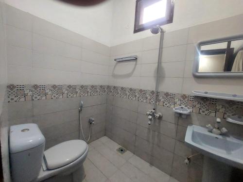 HostHub Guest House Gulshan iqbal - image 6