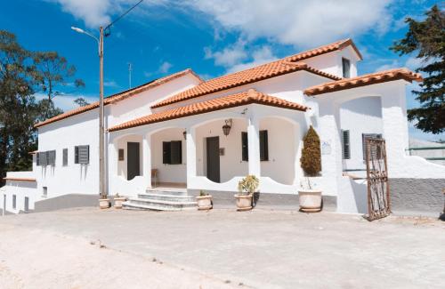 Quinta dos Encantos "Full Private Mansion" in Kadavala