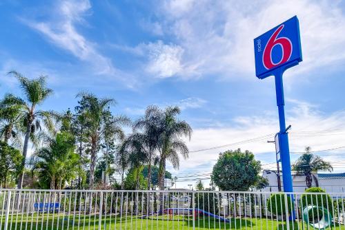 Motel 6 Garden Grove – Garden Grove, CA
