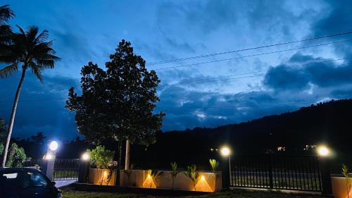 Captain's Cove Home Stay in Nenmeni