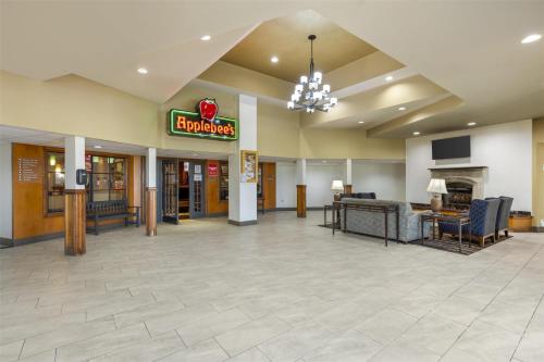 . Best Western Plus York Hotel and Conference Center