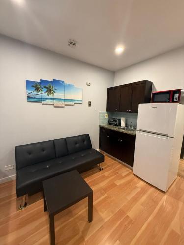 Hallandale Beach Studio | Pool | Near the beach