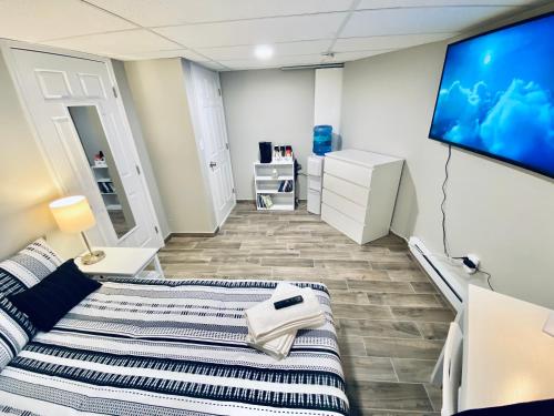 Bright, Stylish and Comfy Luxury Room With Workspace!, Haledon (foto 6)