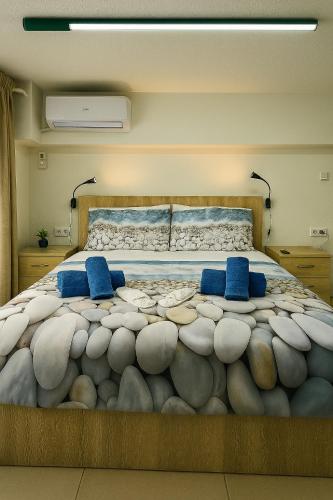 Emerald DesignHome near metro, tram, 10' Acropolis, Athen (Foto 3)
