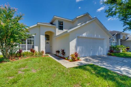 15 Mi to Universal Home with Pool