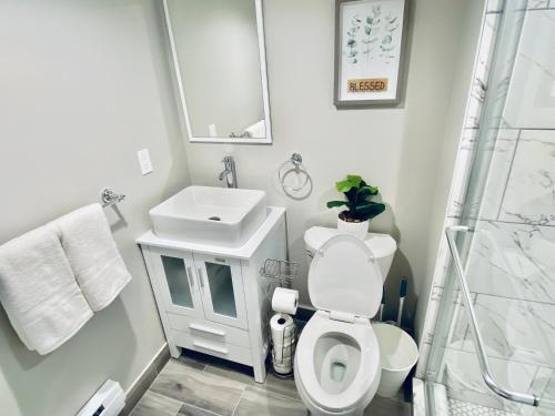 Bright, Stylish and Comfortable Room with Workspace!, Haledon (foto 10)