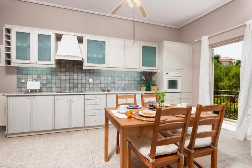 Faciliteter, Galatea in Zakynthos