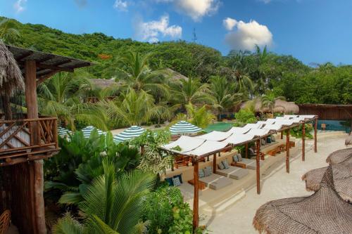 AURA HOTEL BARU in บารู