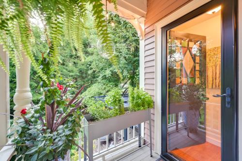 < 1 Mi to Dtwn Salem: Apt w/ Shared Patio & Yard! in Salem (Massachusetts)